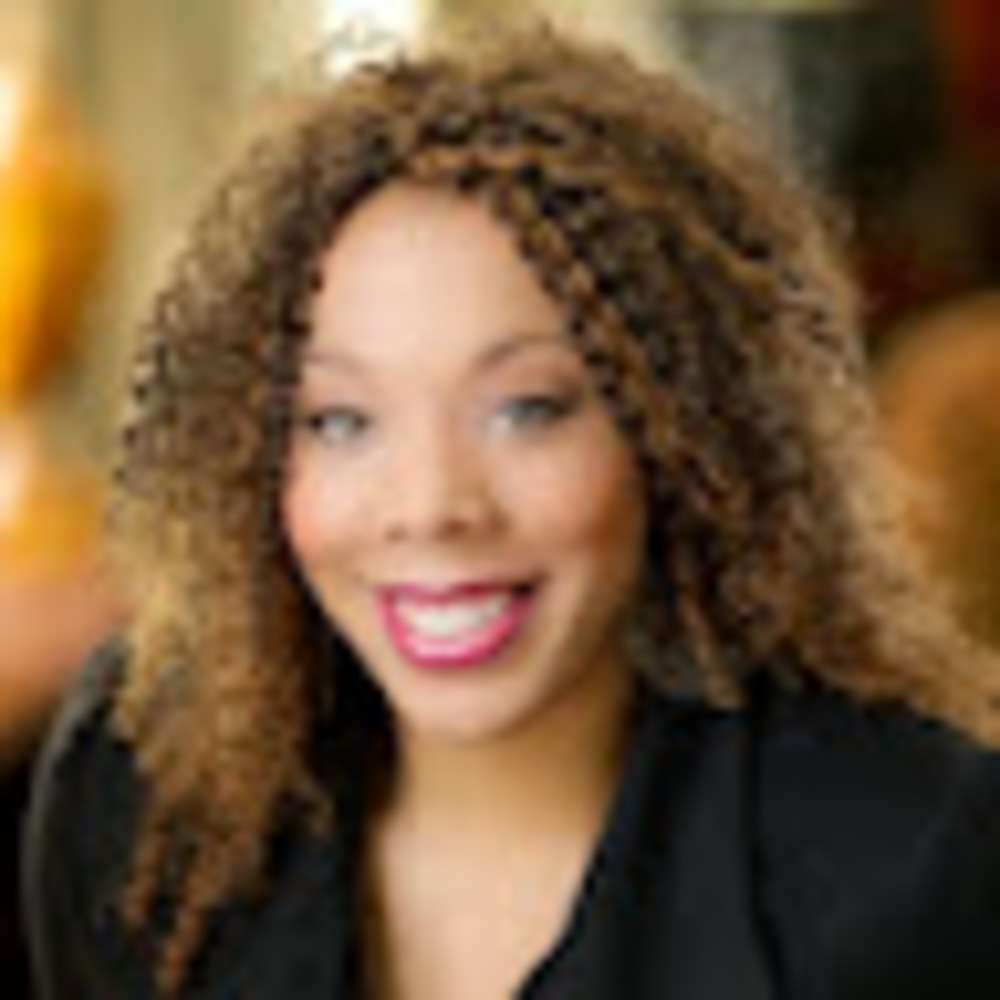 Meet your Posher, Latoya